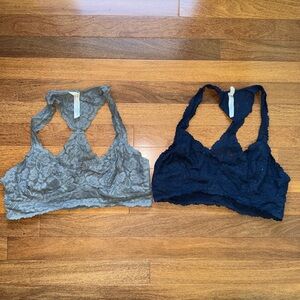 Intimately, Bralettes Gary and blue.